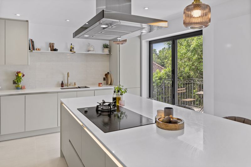 Kitchen- click for photo gallery